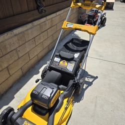 Dewalt 2x20v Max 21" Lawn Mower 