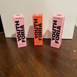 Youth foria Color-3 Changing Blush Trio
