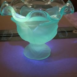 Vintage Frosted Blue Cabbage Leaf Candy Dish- Manganese Reactive