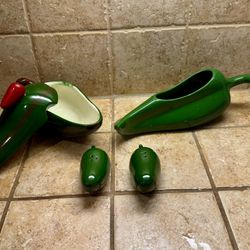 Salsa Bowls & S/P Shakers