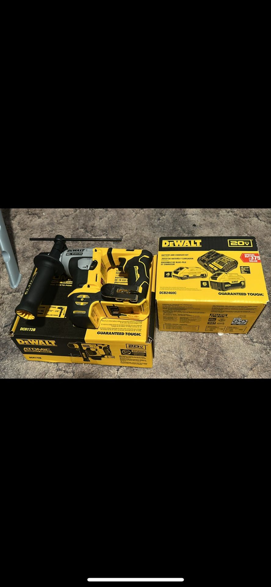 Dewalt Bag Battery And Hammer Drill