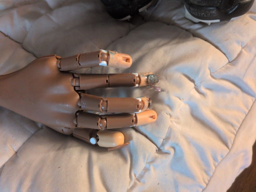 Practice Acrylic Nails Hand W A Drill And Drill Bits. Fake Toes