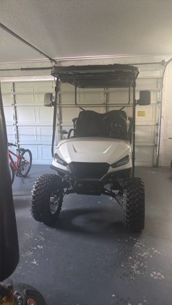 MADJAX golf car 2yrs old