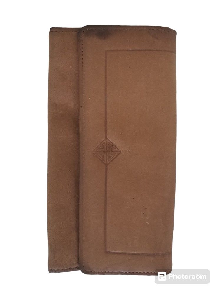 princess gardner wallet cluth brown leather vintage full grain cowhide
* Price Is Firm*