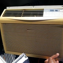 Air Conditioning/window  Unit