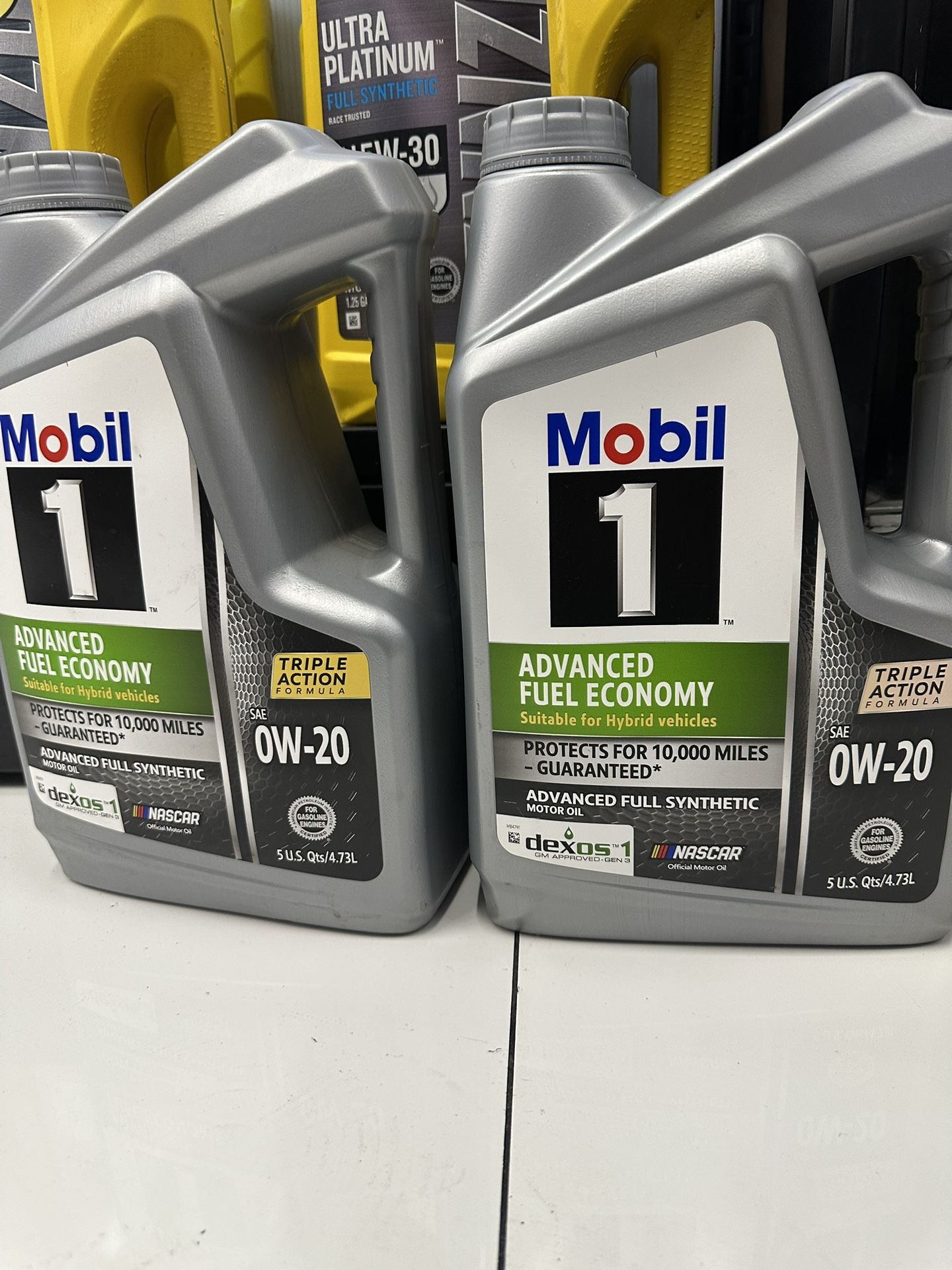 Mobil Motor Oil