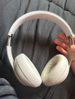 Beats Studio pro
