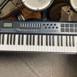 M Audio Axiom 49