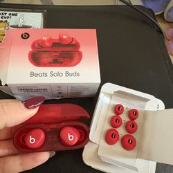 Beats Solo Buds