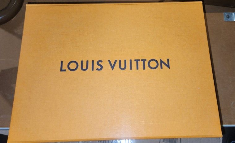 Authentic LOUIS VUITTON LV Empty Box