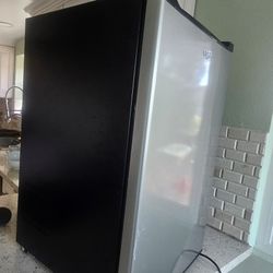 Whirlpool Mini Fridge