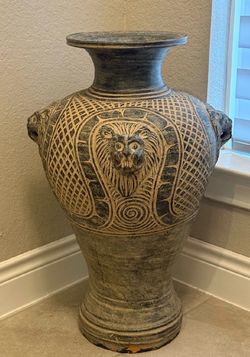 Korean Buncheong Ware Mae-Byeong Vase with Incised Decoration and Lion Motif