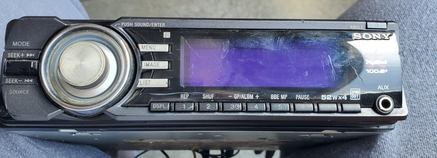 Sony CDX-GT710
CD receiver with MP3/WMA/AAC playback