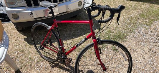 Jamis racing bike originally $1000 bike only $150
