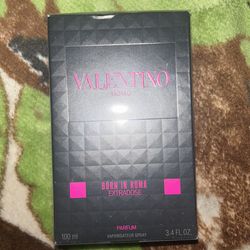 Valentino uomo born in Roma cologne