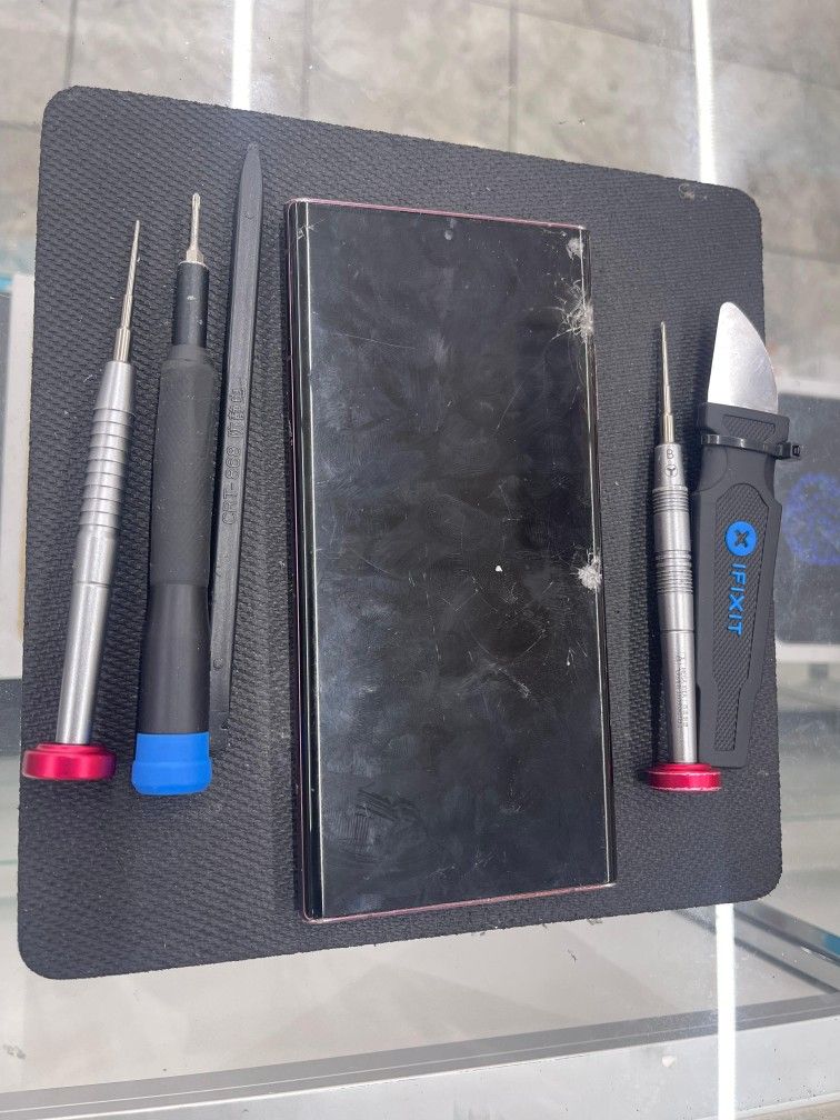 Iphones, Ipads, Macbooks & Plenty More!
