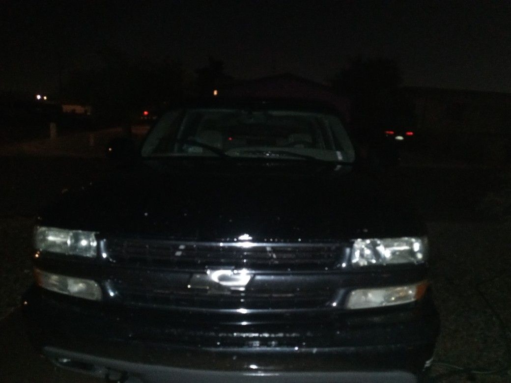 2003 Chevrolet Suburban