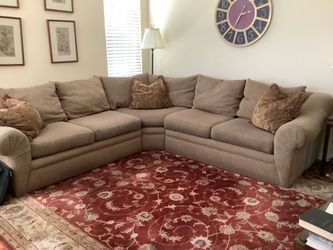 Sectional Sofa / V-Shape