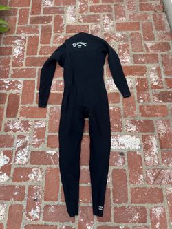 Wetsuit - Men’s Medium 3/2