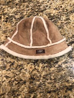 Ugg Hat
