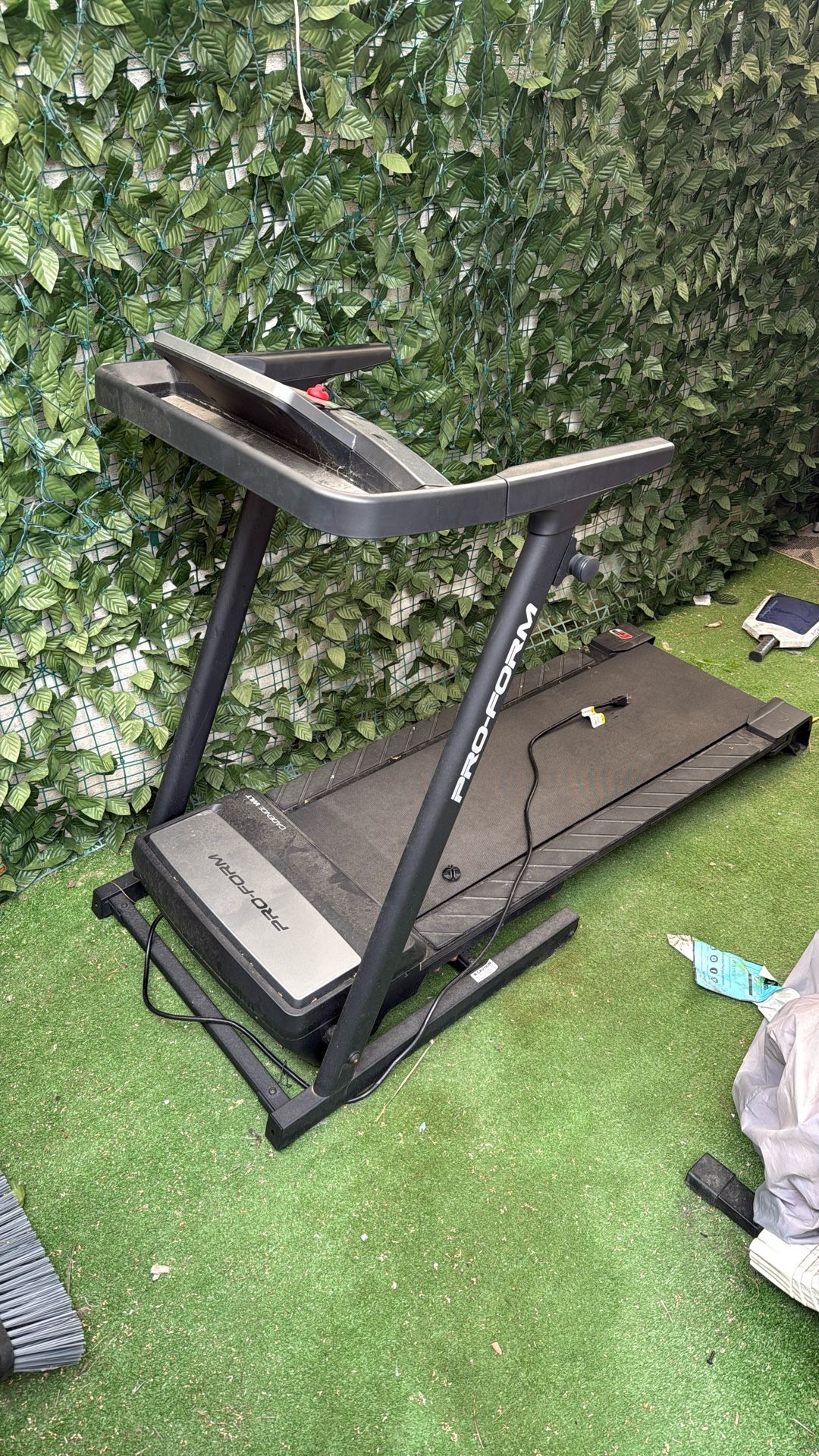 Pro-Form Cadence WLT Indoor Treadmill