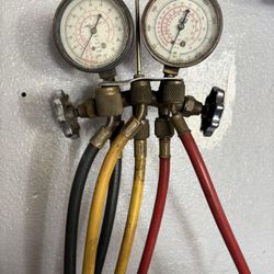 Vintage Robinair R-22/12/502 A/C Manifold Gauge Set w/Hoses