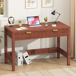 Computer desk