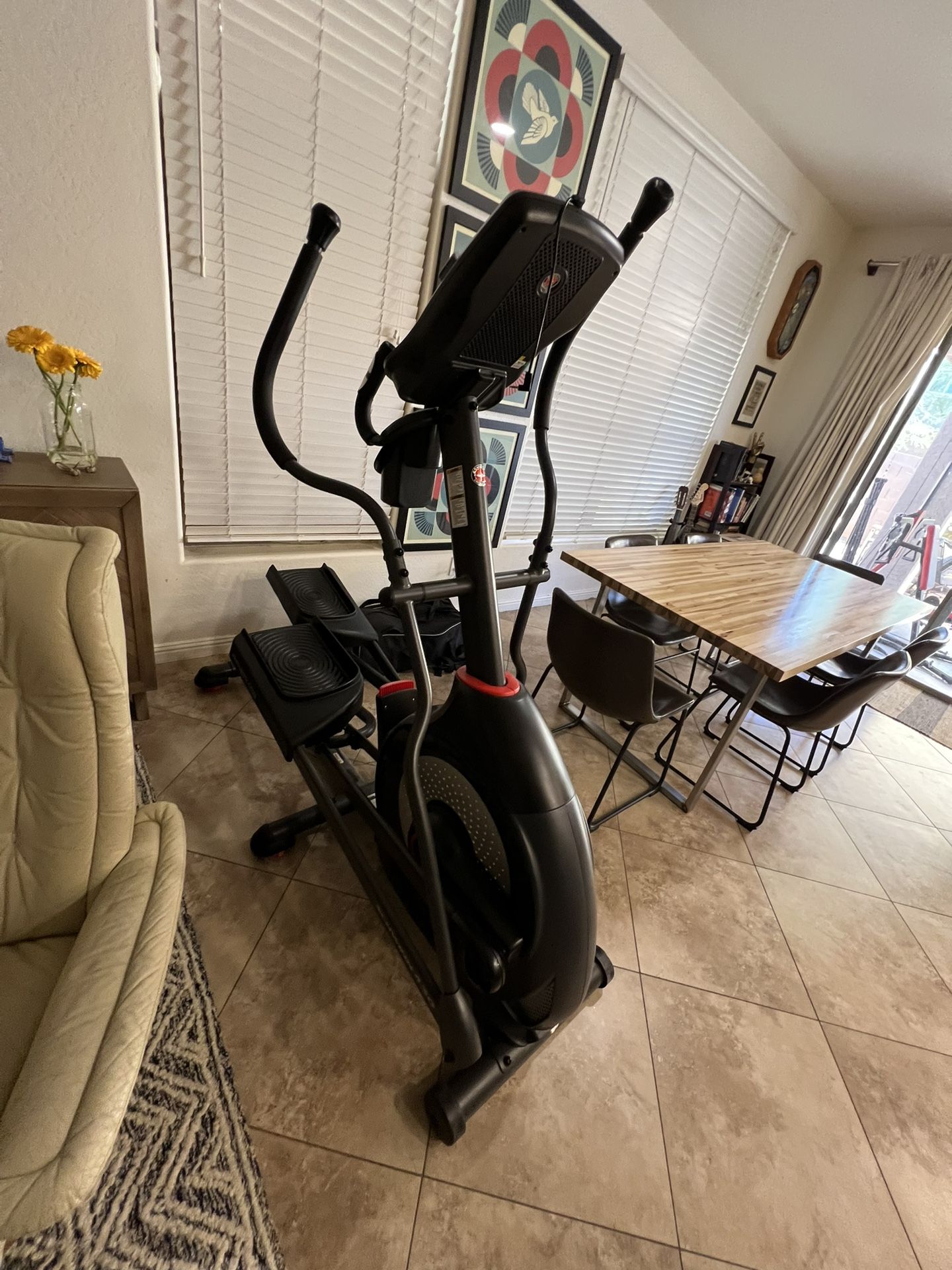 Schwinn 430 Eliptical Elliptical