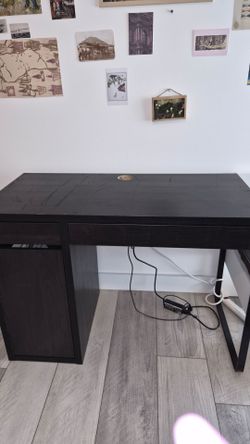 Black-brown IKEA Desk