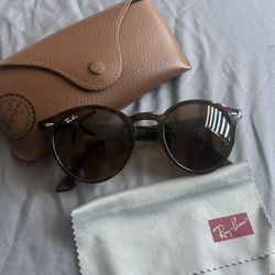 Ray-Ban RB2180 Sunglasses