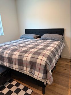 King size bed