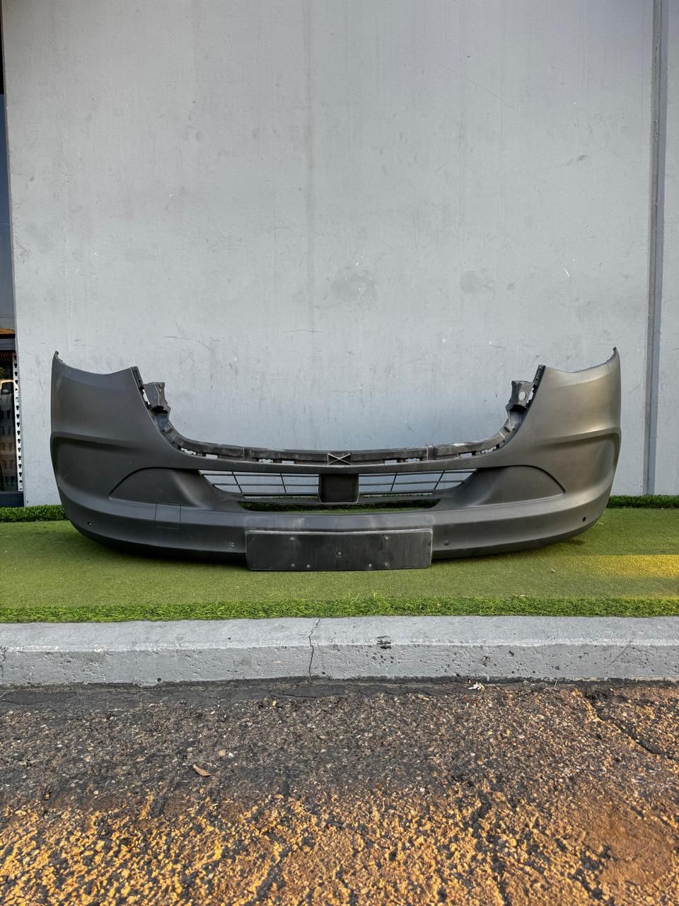 Mercedes Sprinter 1(contact info removed) 3500 Front Bumper Cover 2019-2023 OEM Used