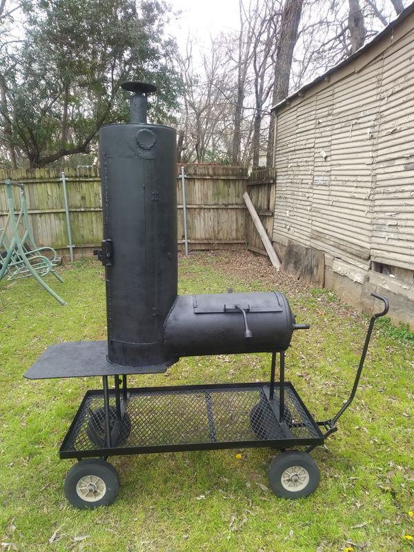 Bar B Q Smoker for Sale in Dallas, TX OfferUp