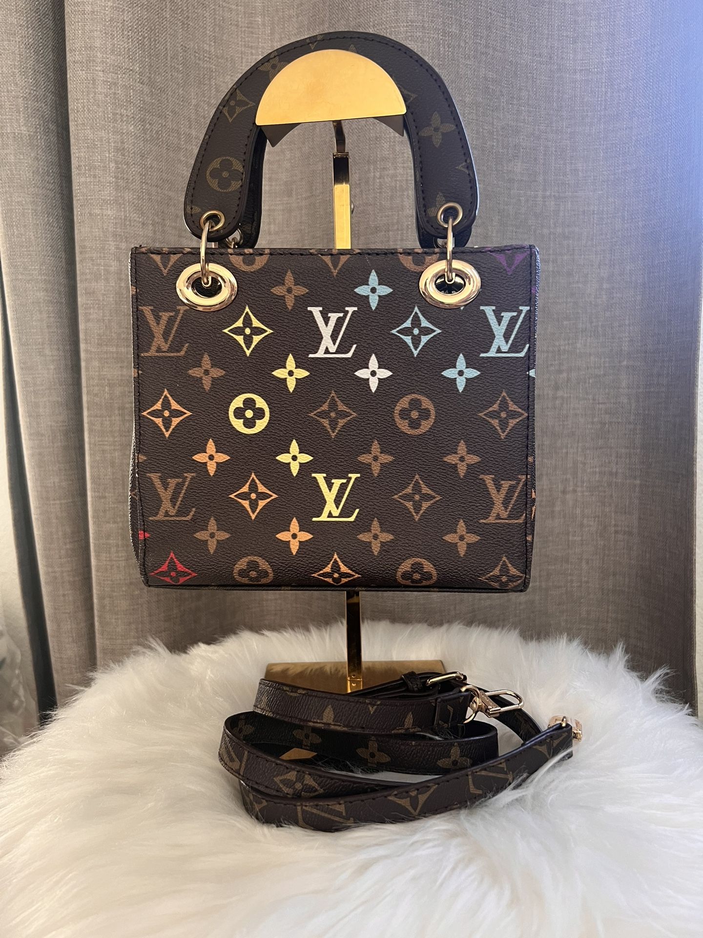 Very Cute Brown Crossbody Bag Shoulder Bag New