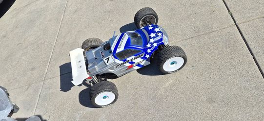TAMIYA RC CAR NITRO