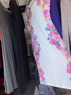 Women’s Clothes Misc Items 20 Pieces 