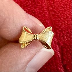 Ladies Pinky Ring Size 3