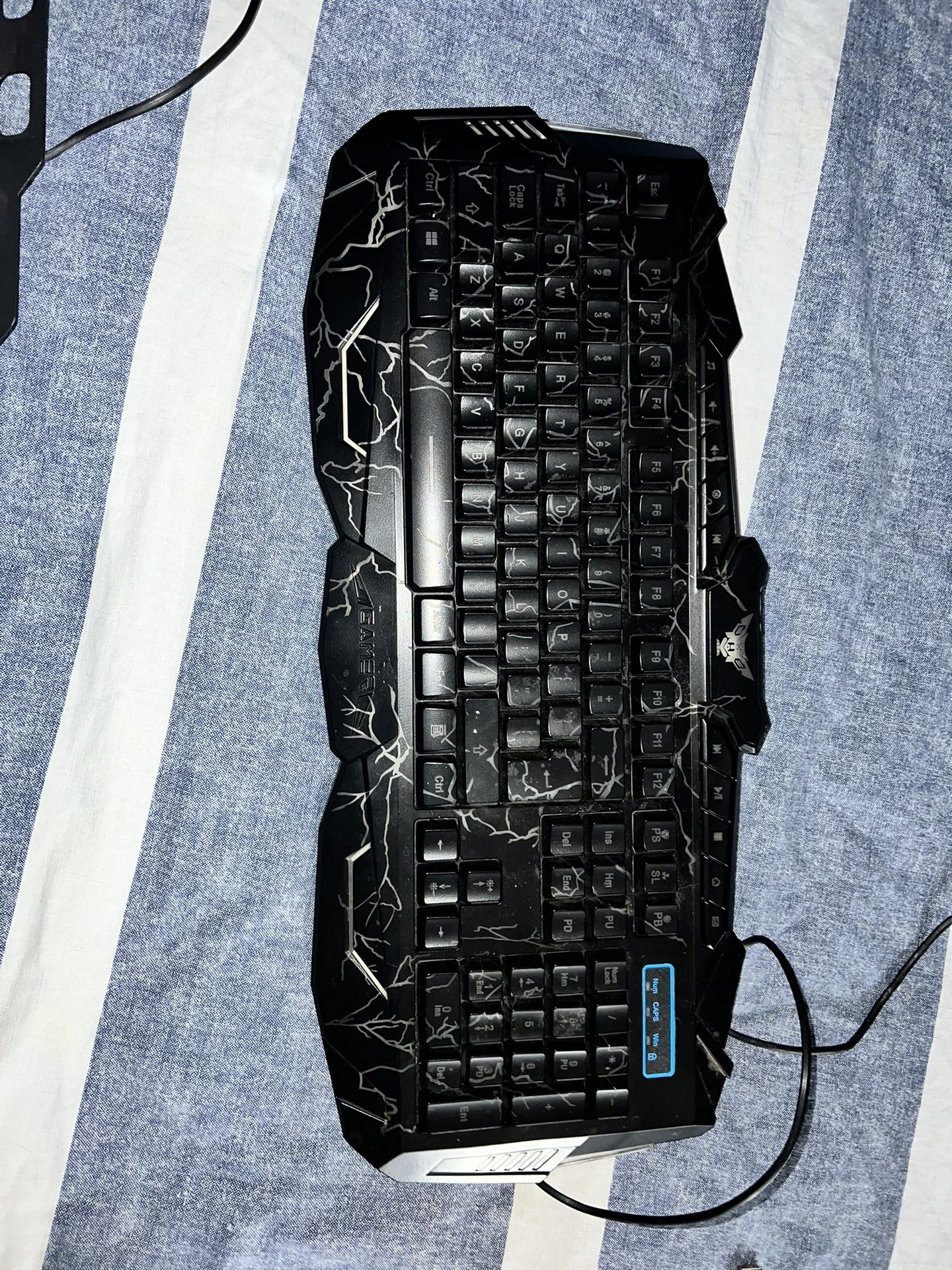 Gaming keyboard