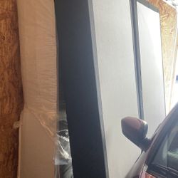 NEAR NEW~KING KOIL SIGNATURE LINE PREMIERE MODEL LUCURY EUROTOP~BED FRAME~MATTRESSES~BEDDING!