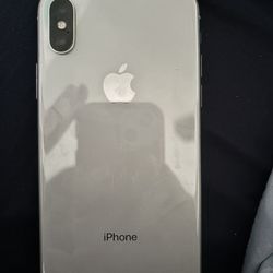 iPhone X 64GB (Selling For PARTS)