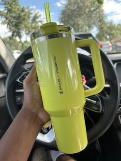 STANLEY CUP x STARBUCKS TUMBLR 40oz ****MSG FOR MORE INFO MULTIPLE AVAILABLE ***