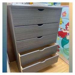 5 drawers dresser / Five drawers dresser