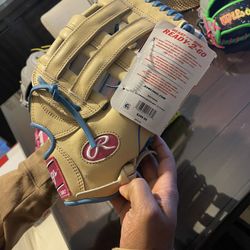 Rawlings Baseball Glove