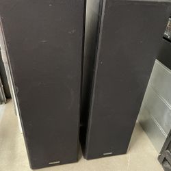 2 Large Kenwood KVS 300 speakers great condition boxes not perfect but speakers are great as pic* Local pick up or delivery (for fee) Powers & Constit