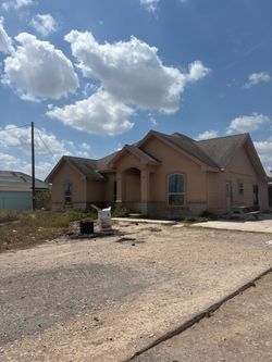 Se vende propiedad con casa en aria de la paloma en san benito tx