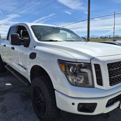 2018 Nissan Titan