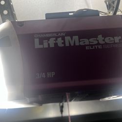 Garage Door Opener Belt-Driven 3/4 HP