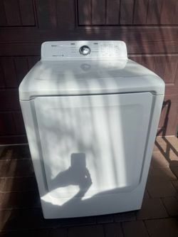 NICE SAMSUNG DRYER
