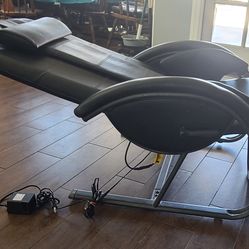 Recliner: Black, anti gravity, massager.