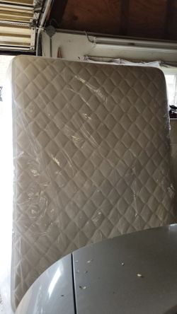 Brand new 52.5x 74 inch mattress, pick up only in Burbank